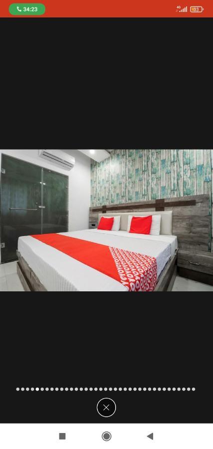 Hotel Almond Zirakpur Екстериор снимка