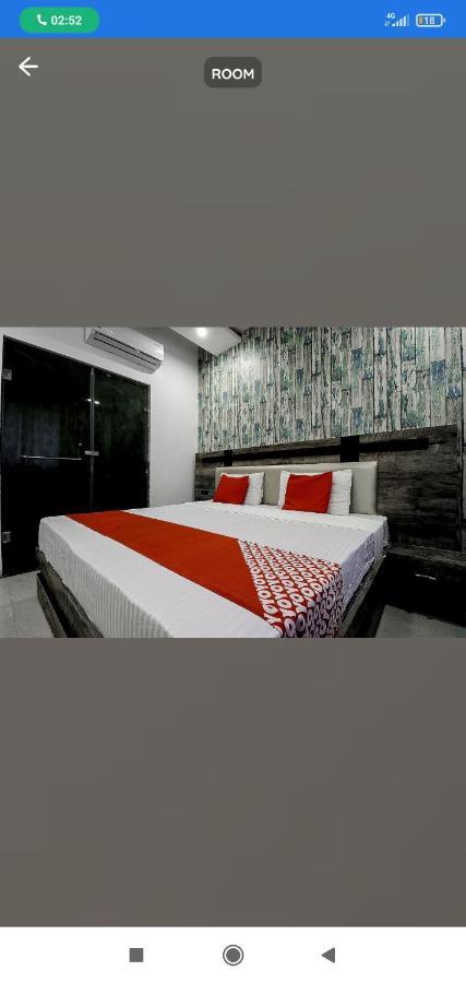 Hotel Almond Zirakpur Екстериор снимка